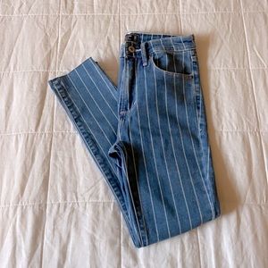 Abercrombie & Fitch High Rise Striped Ankle Jean